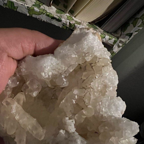 Quartz Crystal - Picture 11 of 16